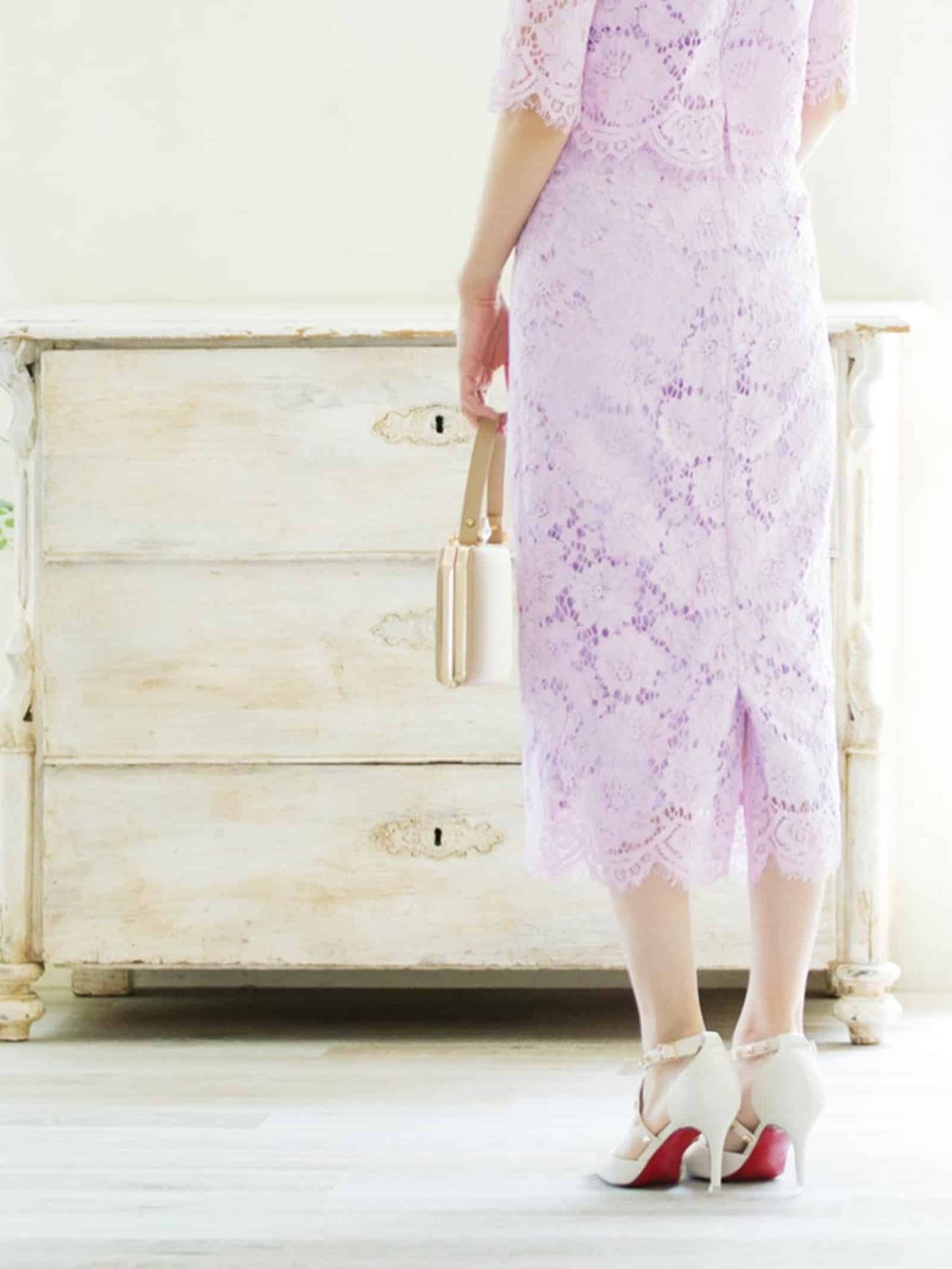 cutwork lace bodycon dress / カットワークレースタイトワンピース
