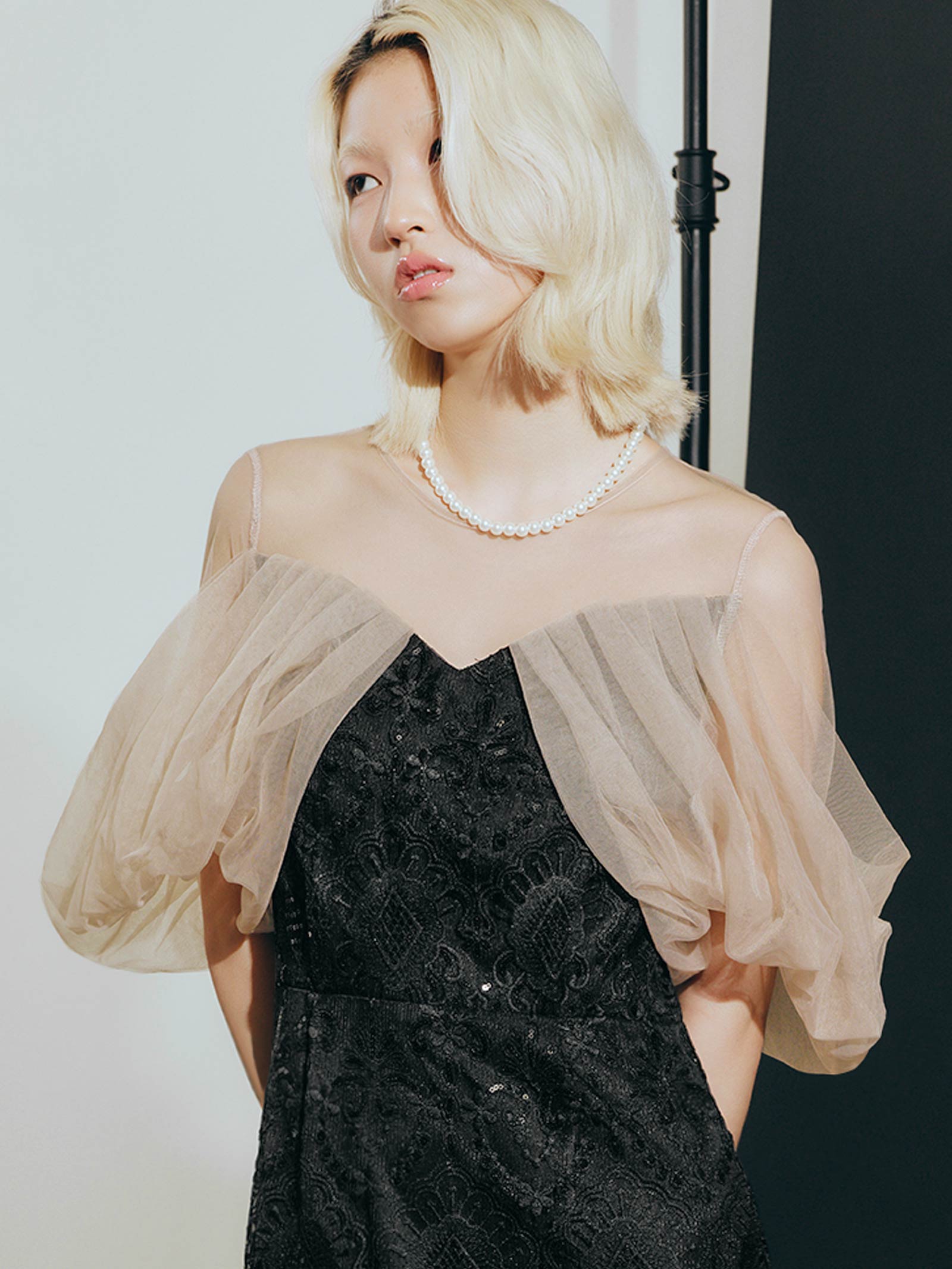 offsholder lace dress / オフショルダーレースドレス