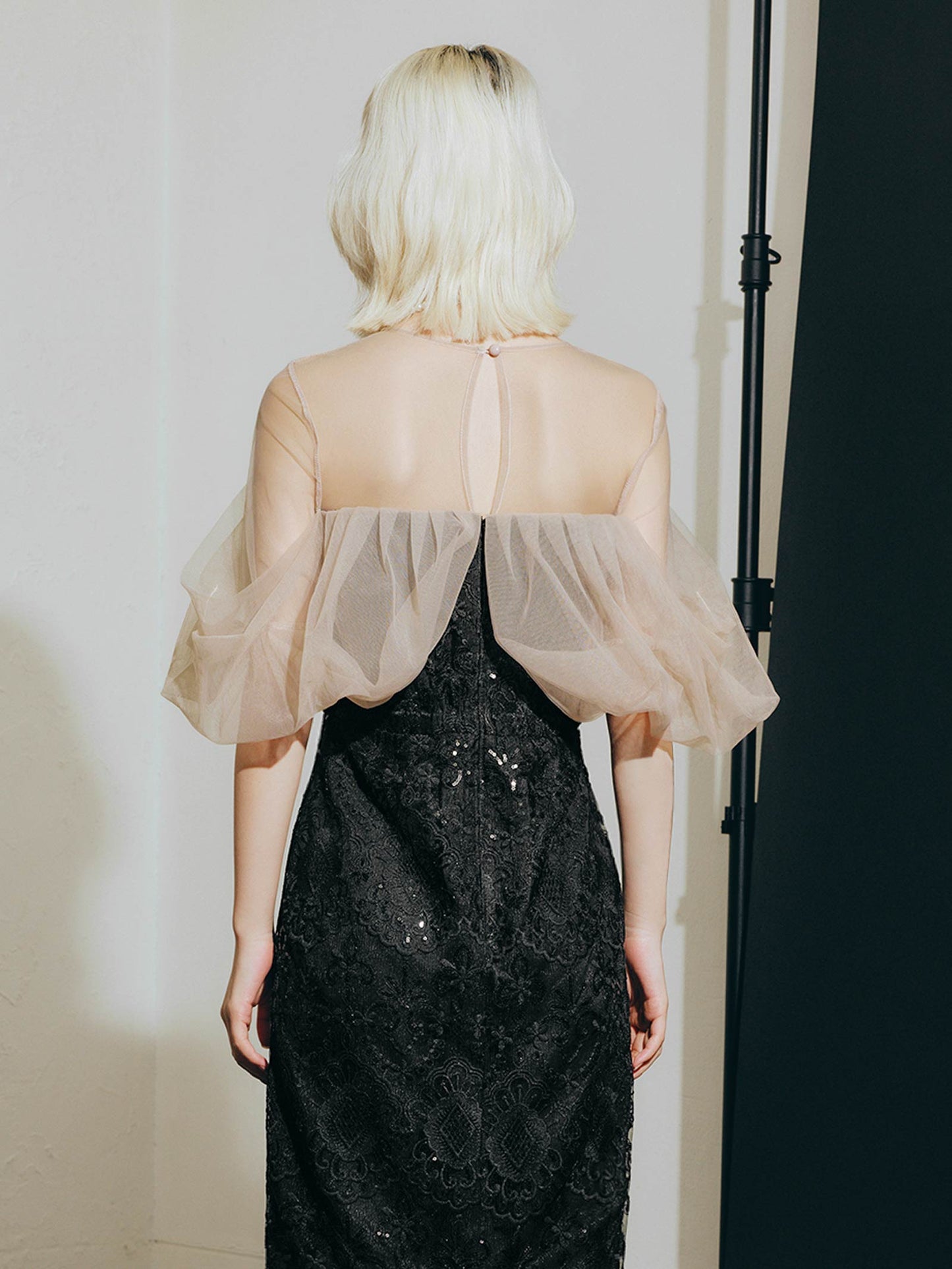 offsholder lace dress / オフショルダーレースドレス