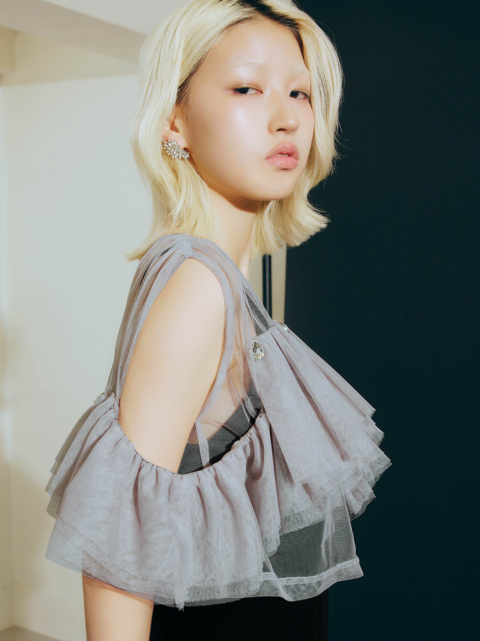 drop bijou frill top / ドロップビジューフリルトップ