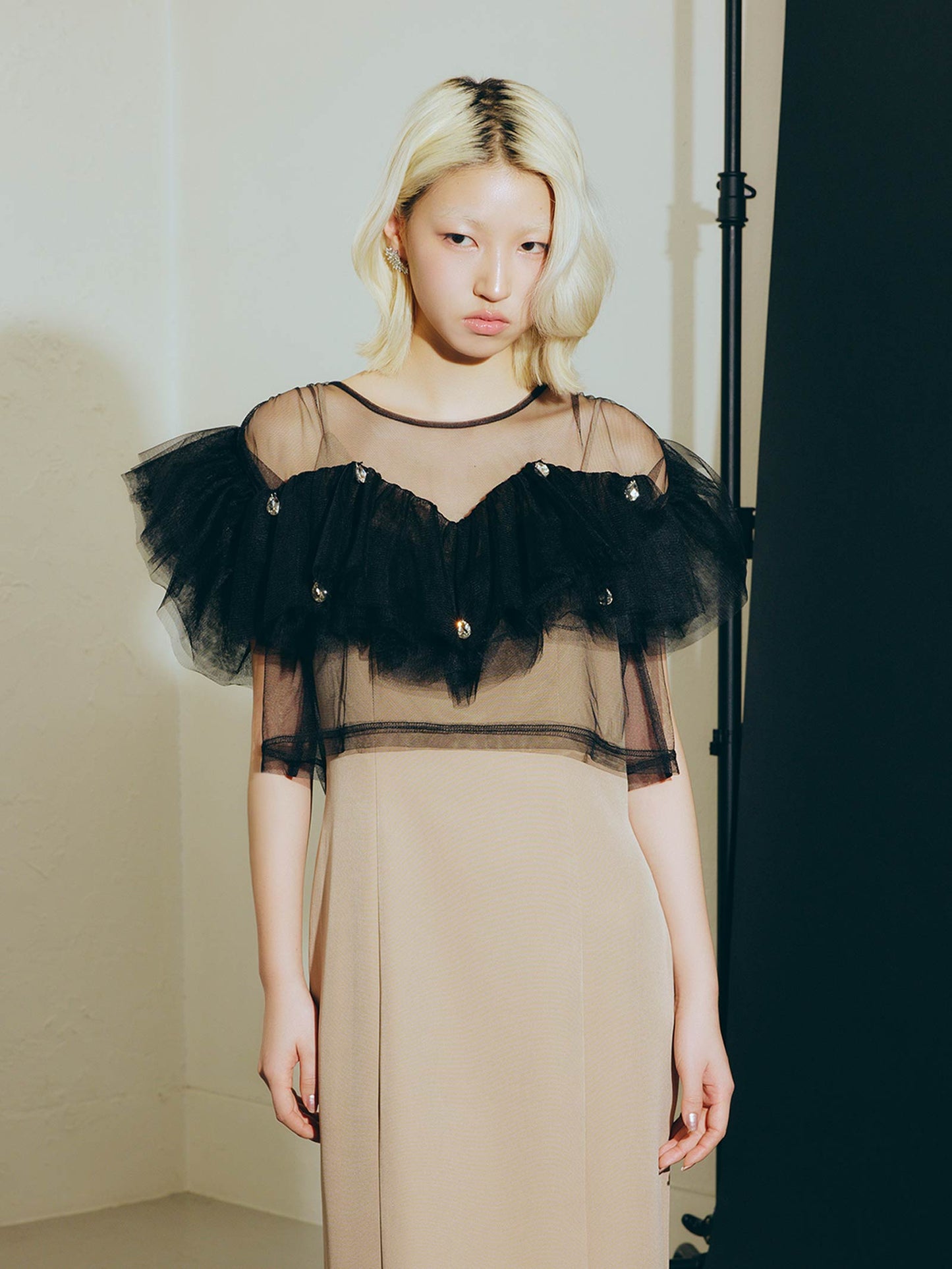 drop bijou frill top / ドロップビジューフリルトップ