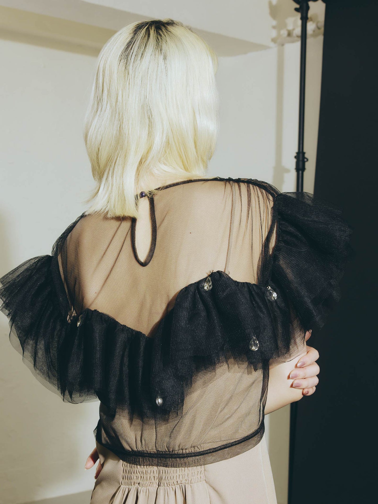drop bijou frill top / ドロップビジューフリルトップ