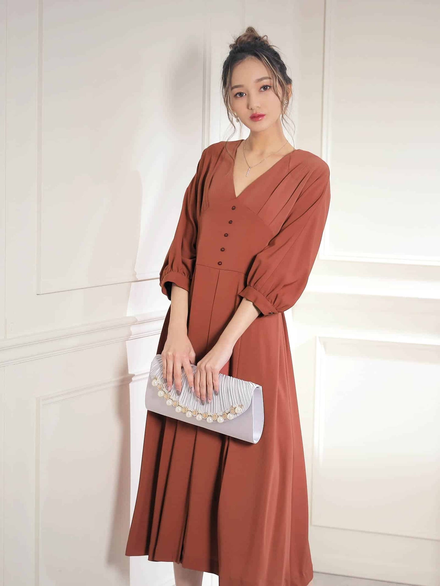 pleated sleeve midi dress / ボリュームスリーブプリーツミモレ丈ドレス