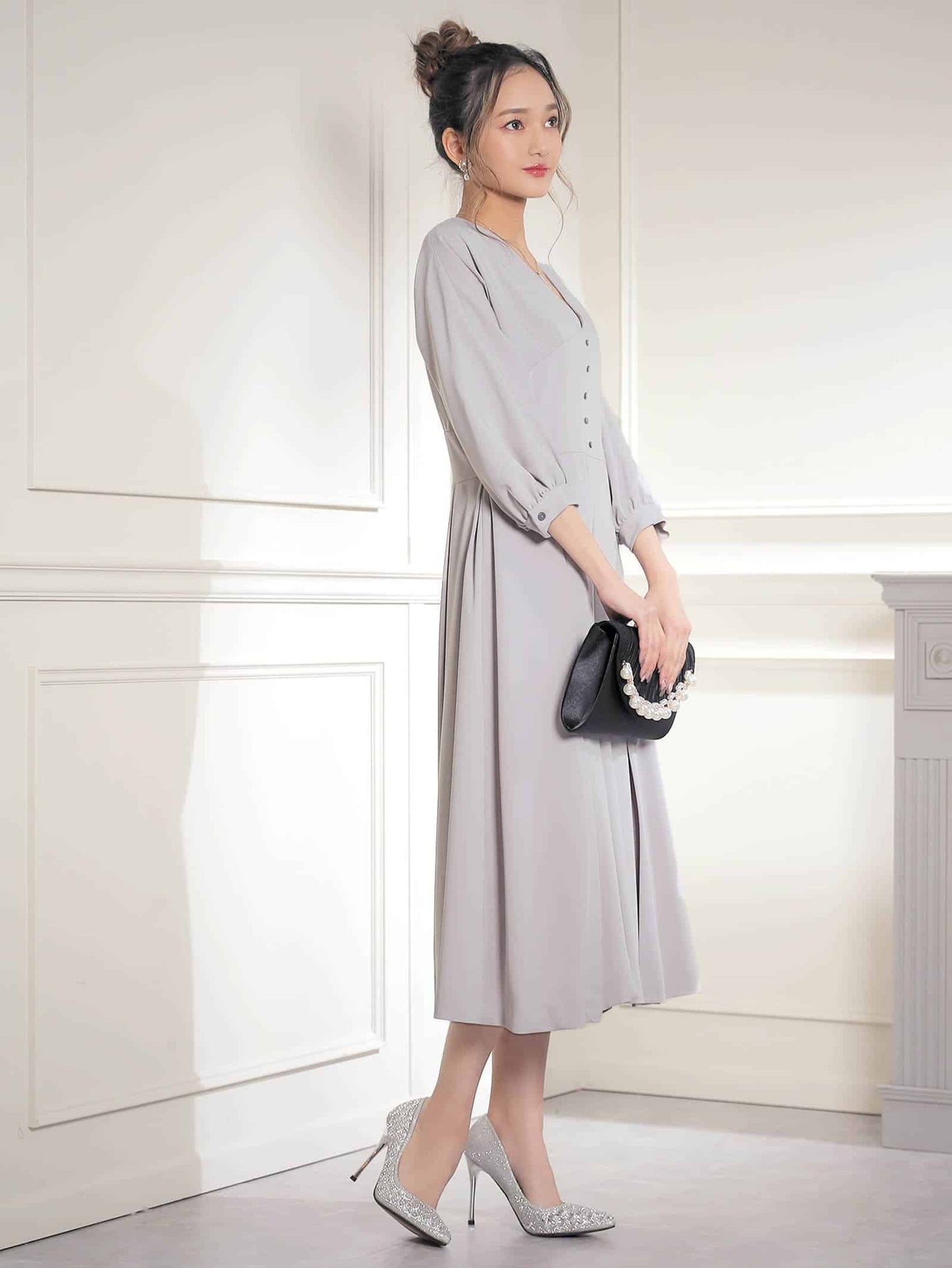 pleated sleeve midi dress / ボリュームスリーブプリーツミモレ丈ドレス